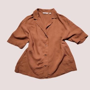 FLAW Uniqlo brown linen button up top